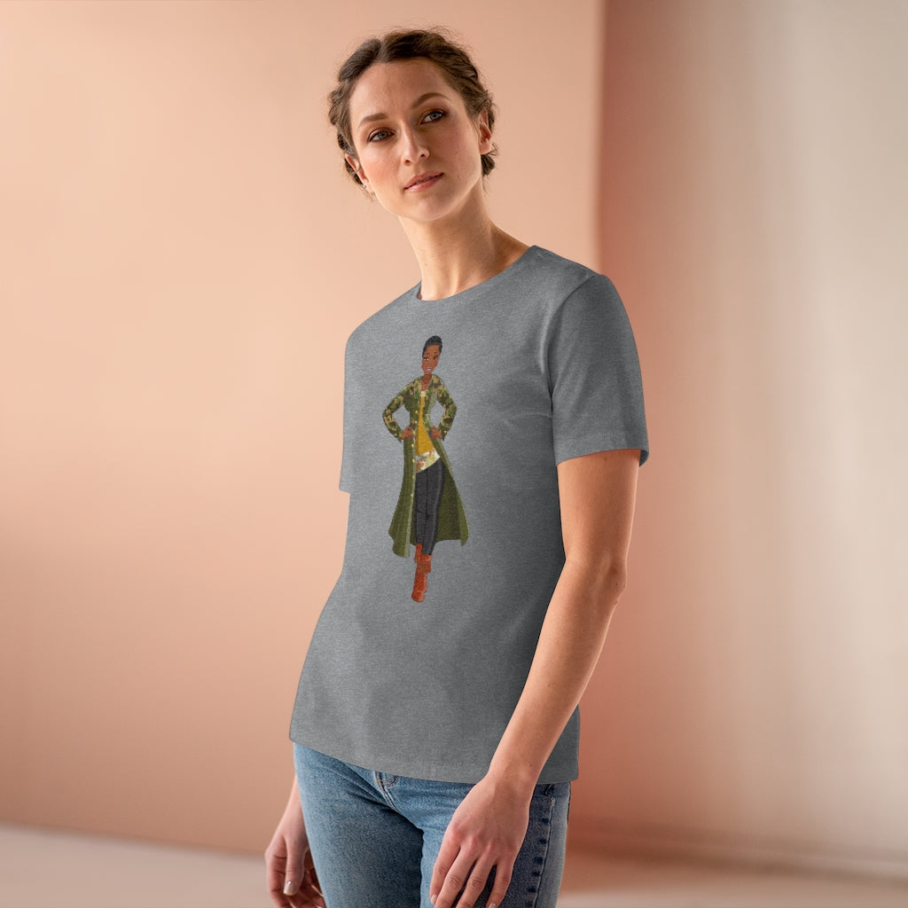 Woman in Camo | Women's Premium Tee