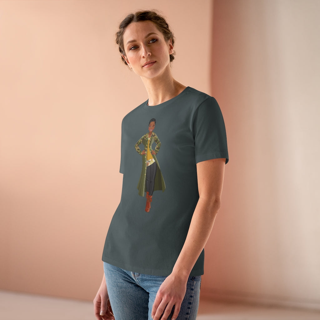 Woman in Camo | Women's Premium Tee